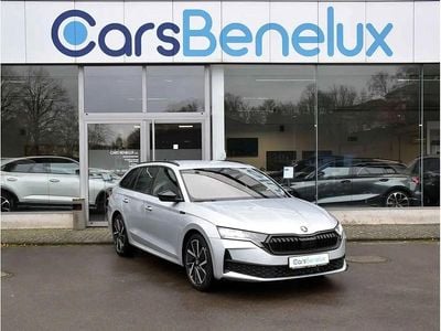 Argent Nouvelle 2025 Skoda Octavia SportLine Break | 35 671 € (Prix juste)