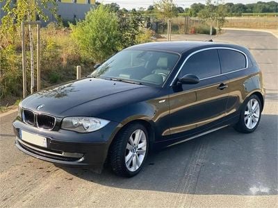 Noir Occasion 2008 BMW 120 Citadine | 6 000 €
