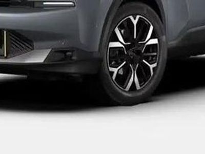 Gris Nouvelle 2025 Citroën C4 Business Class Berline | 23 340 € (Prix juste)