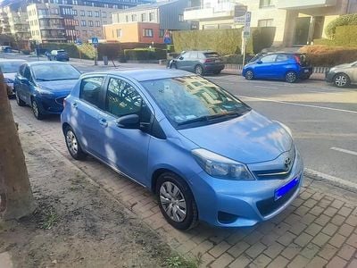 Bleu Occasion 2012 Toyota Yaris Berline | 5 900 € (Bon prix)