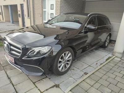 Mercedes E200