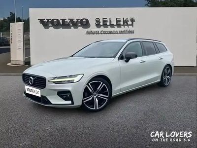 Blanc Occasion 2021 Volvo V60 Break | 28 990 € (Prix assez cher)