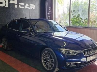 Bleu Occasion 2016 BMW 330 Luxury Line Berline | 19 990 €