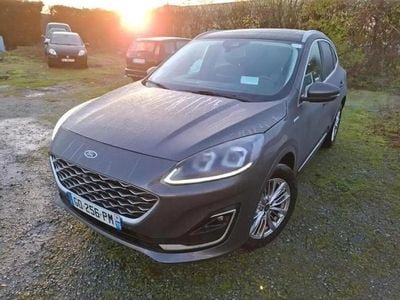 Gris Occasion 2021 Ford Kuga Vignale SUV | 25 990 € (Prix juste)