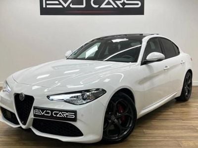 Blanc Occasion 2019 Alfa Romeo Giulia Berline | 32 990 € (Prix assez cher)