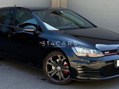 Noir Occasion 2013 VW Golf VII GTI Berline | 19 990 € (Prix assez cher)
