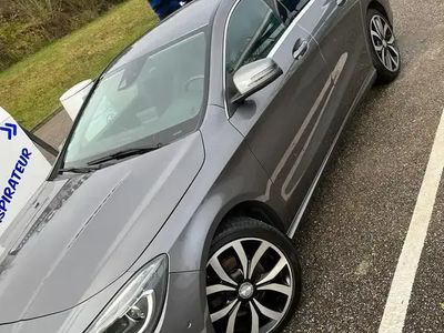 Mercedes CLA200