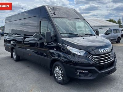 Noir Occasion 2022 Iveco Daily Van | 51 000 €