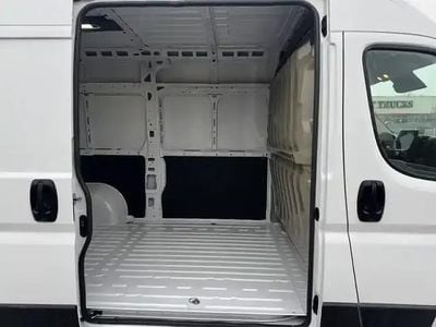 P. opaque blanc icy Nouvelle 2025 Peugeot Boxer S Van | 32 990 € (Bon prix)