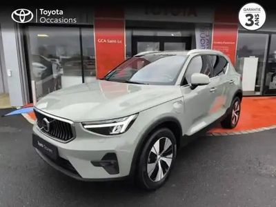 Vert sauge métallisé Occasion 2023 Volvo XC40 SUV | 33 990 € (Prix assez cher)
