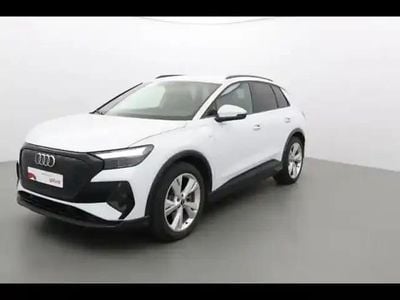 Blanc glacier métallisé Occasion 2024 Audi Q4 e-tron Design SUV | 40 750 € (Prix juste)