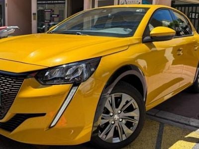 Peugeot e-208