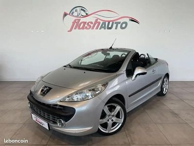 Gris Occasion 2007 Peugeot 207 Cabriolet | 4 900 € (Bon prix)