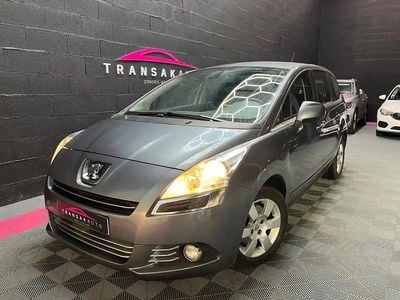 Gris Occasion 2011 Peugeot 5008 Active Monospace | 9 490 € (Prix juste)