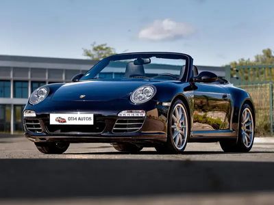 Porsche 911 Carrera 4S Cabriolet