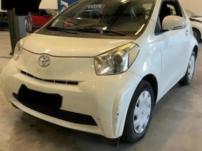 Toyota iQ