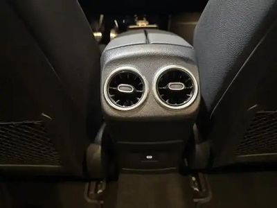 Occasion Mercedes CLA200 Shooting Brake AMG 150 ch (110 kW) 2024 Blanc digital métallisé Break