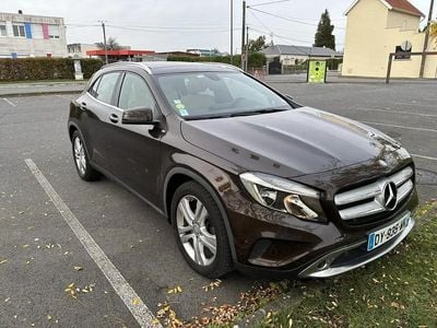 Mercedes GLA200