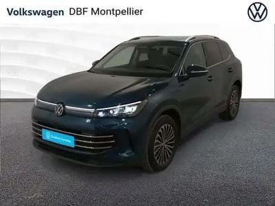 Bleu Occasion 2024 VW Tiguan Elegance SUV | 45 880 € (Prix cher)