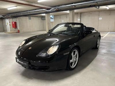 Noir Occasion 2000 Porsche 911 Carrera 4 Cabriolet | 43 900 € (Prix juste)