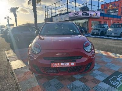 Rouge Occasion 2024 Fiat 600 La Prima SUV | 20 450 € (Prix juste)