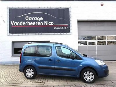 Bleu Occasion 2018 Peugeot Partner Monospace | 10 900 € (Prix juste)