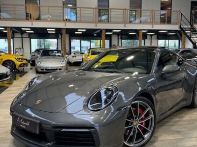 Porsche 911 Carrera