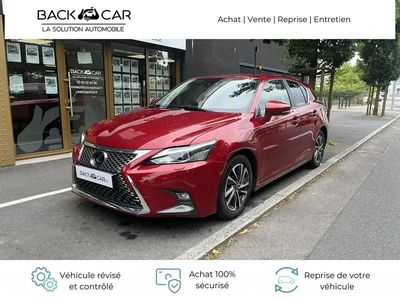 Lexus CT200h