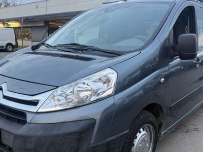 Gris Occasion 2016 Citroën Jumpy Comfort Monospace | 10 990 €