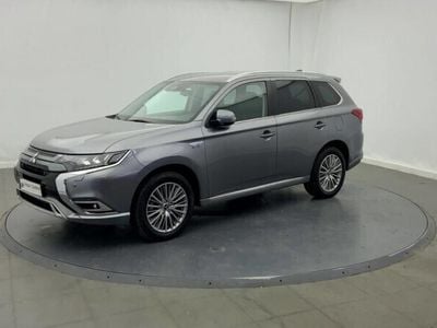 Mitsubishi Outlander P-HEV