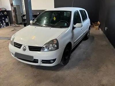 Occasion 2006 Renault Clio II Campus Berline | 1 490 € (Prix juste)