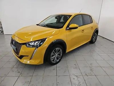 Jaune Occasion 2023 Peugeot 208 Allure Citadine | 17 990 €