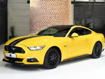 Jaune Occasion 2015 Ford Mustang GT Fastback Coupé | 43 990 € (Prix assez cher)