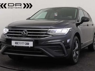 Noir Occasion 2022 VW Tiguan Allspace Life SUV | 31 495 € (Bon prix)