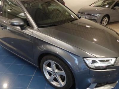Gris Occasion 2019 Audi A3 Design Berline | 18 990 € (Prix juste)
