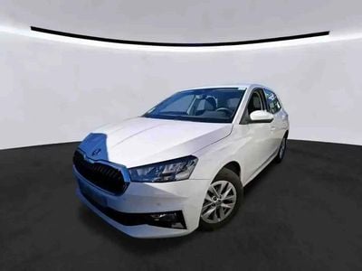 Blanc Occasion 2023 Skoda Fabia Ambition Berline | 11 990 € (Prix juste)