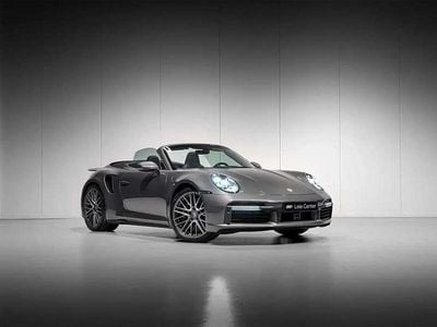 Gris Occasion 2021 Porsche 992 Cabriolet | 204 950 €