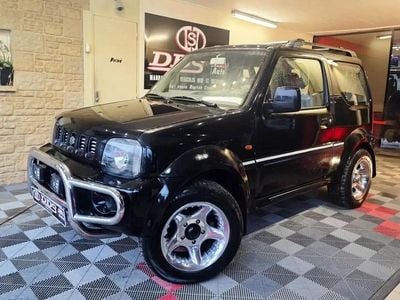 Noir Occasion 2000 Suzuki Jimny SUV | 11 998 € (Prix assez cher)