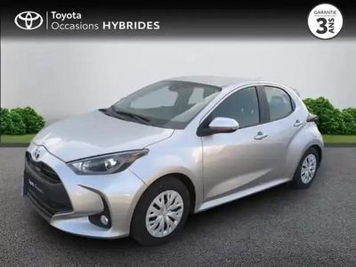 Gris Occasion 2023 Toyota Yaris Hybrid Business Edition Berline | 18 490 € (Bon prix)