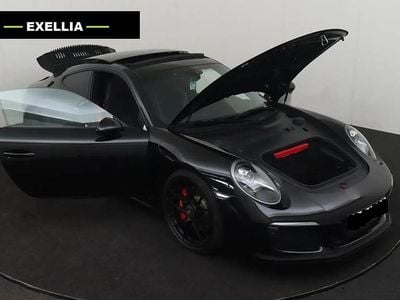 Porsche 911 Carrera 4 GTS