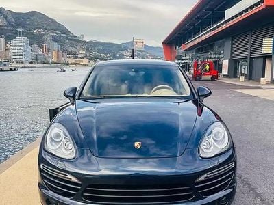 Occasion 2012 Porsche Cayenne SUV | 30 000 € (Prix assez cher)