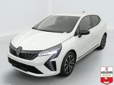 Blanc Nouvelle 2025 Renault Clio V Techno Berline | 21 238 € (Prix assez cher)