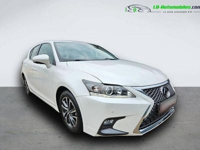 Lexus CT200h