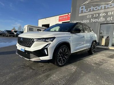 Blanc Nouvelle 2025 Renault Austral Esprit Alpine SUV | 38 990 € (Prix cher)