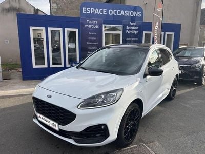 Blanc Occasion 2023 Ford Kuga ST-Line X SUV | 26 799 € (Prix juste)
