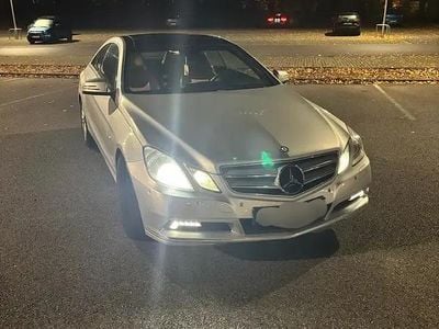 Mercedes E220