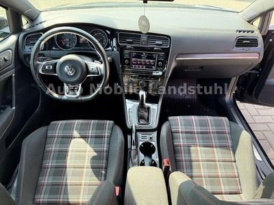 VW Golf VIII