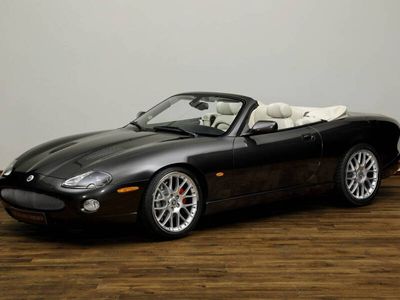 Jaguar XKR