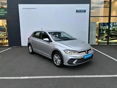 Reflet d'argent métallisé Occasion 2022 VW Polo Style Berline | 19 990 € (Prix juste)