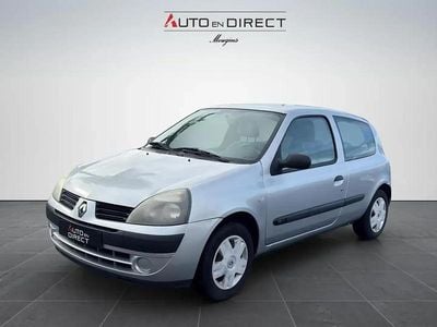 Gris Occasion 2005 Renault Clio II Authentique Berline | 4 990 € (Prix assez cher)